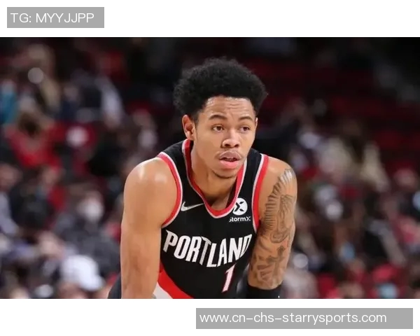 安芬尼西蒙斯女友现场带娃观战颜值如何网友热议